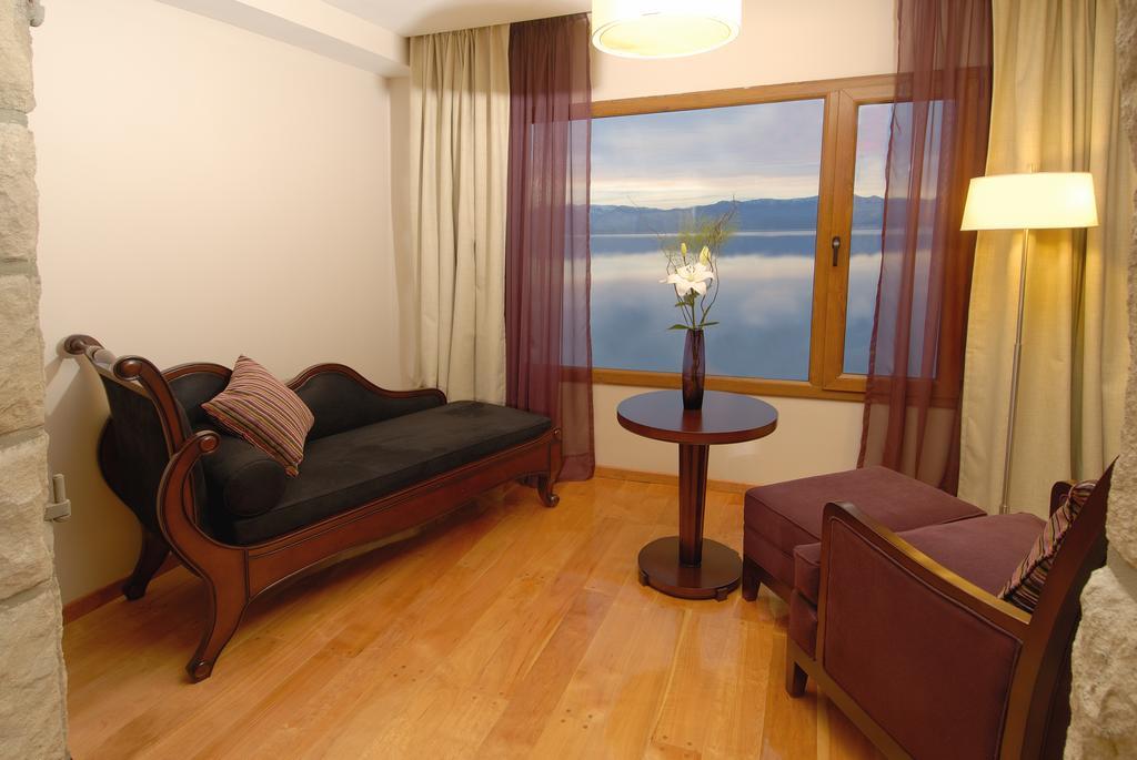 Alma Del Lago Suites & Spa San Carlos de Bariloche Eksteriør bilde