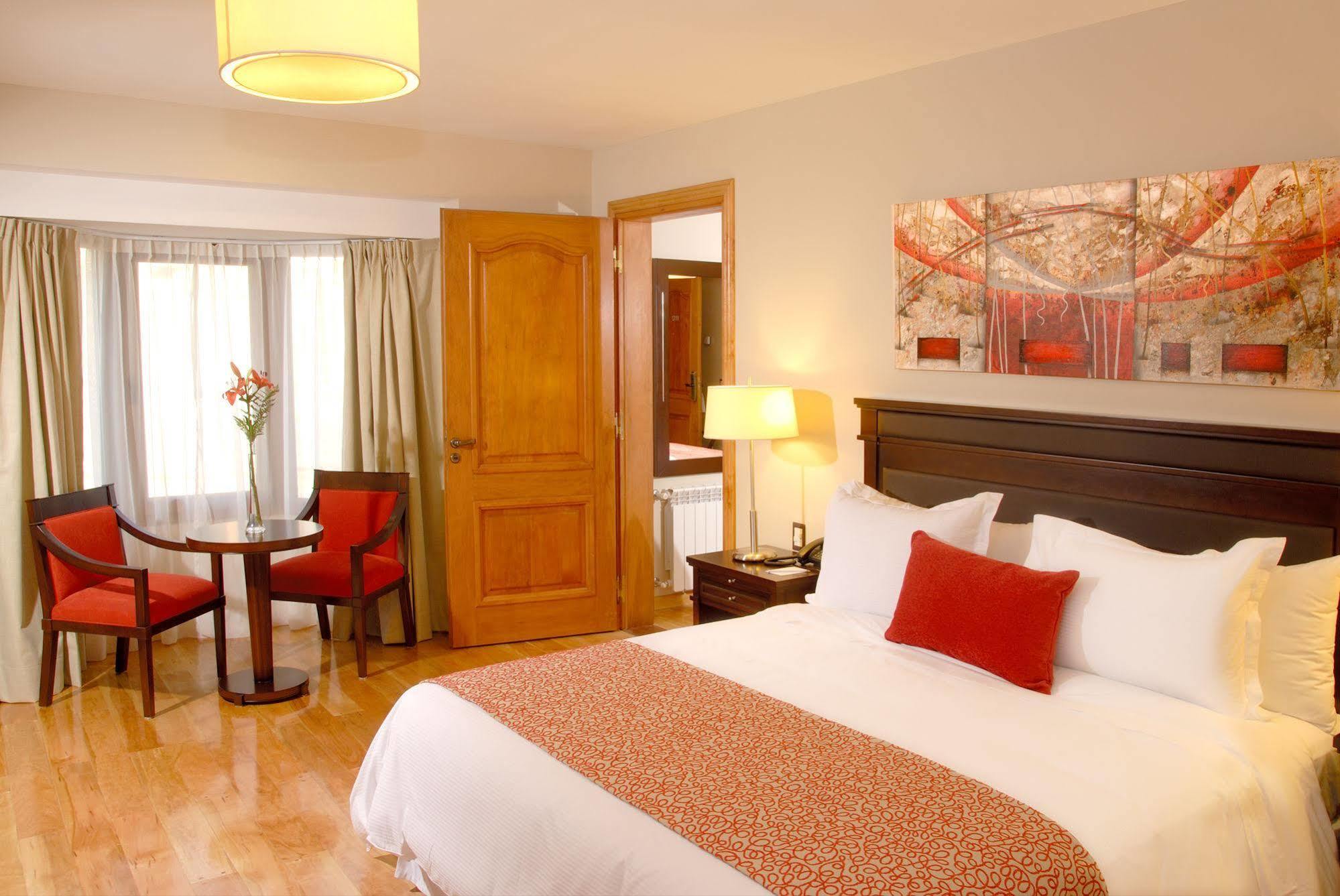 Alma Del Lago Suites & Spa San Carlos de Bariloche Eksteriør bilde